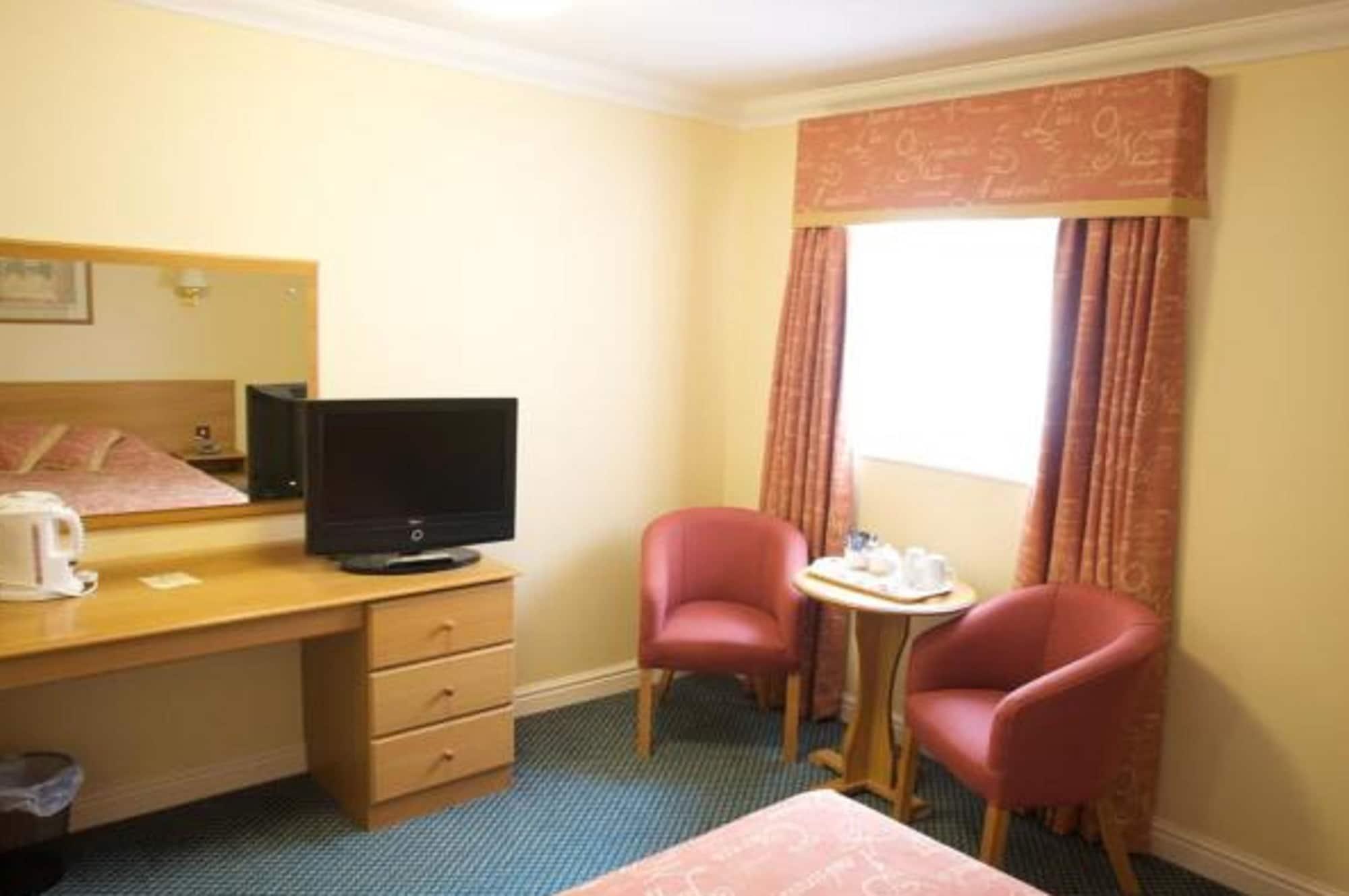 Hotel Holt