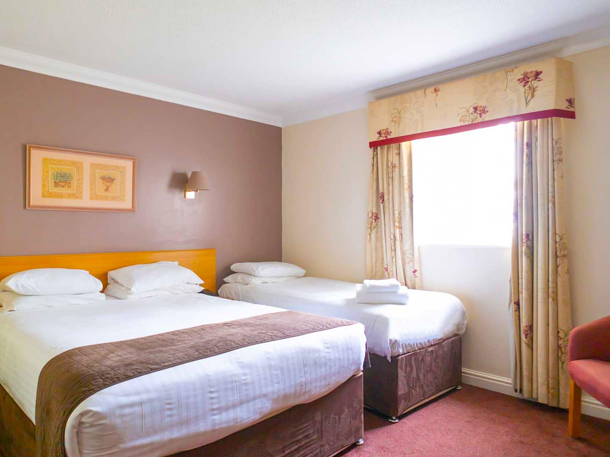 Holt Hotel Wrexham