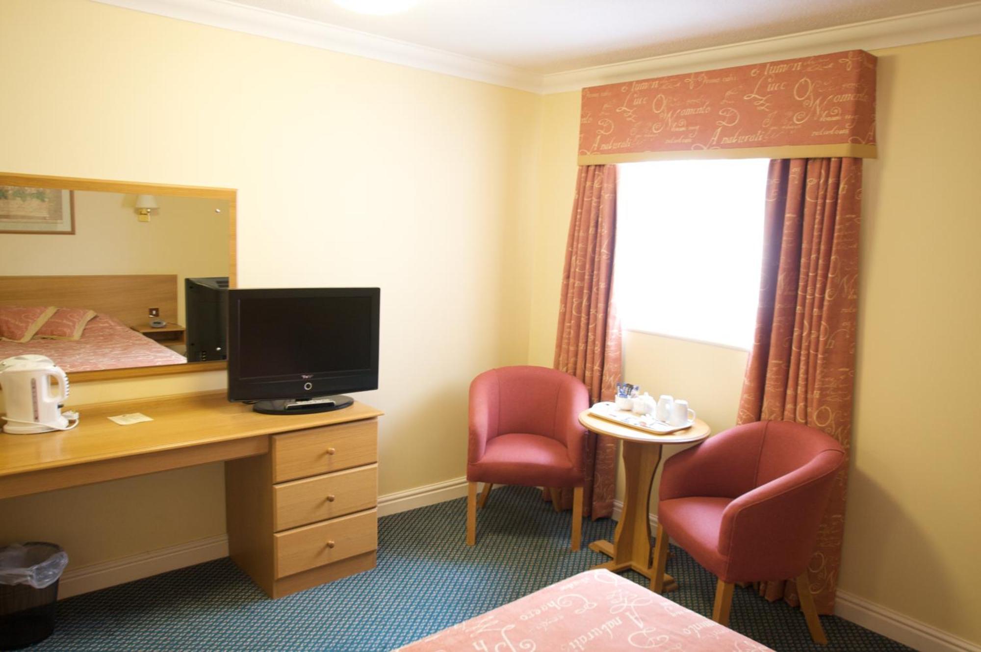 Holt Hotel 3*