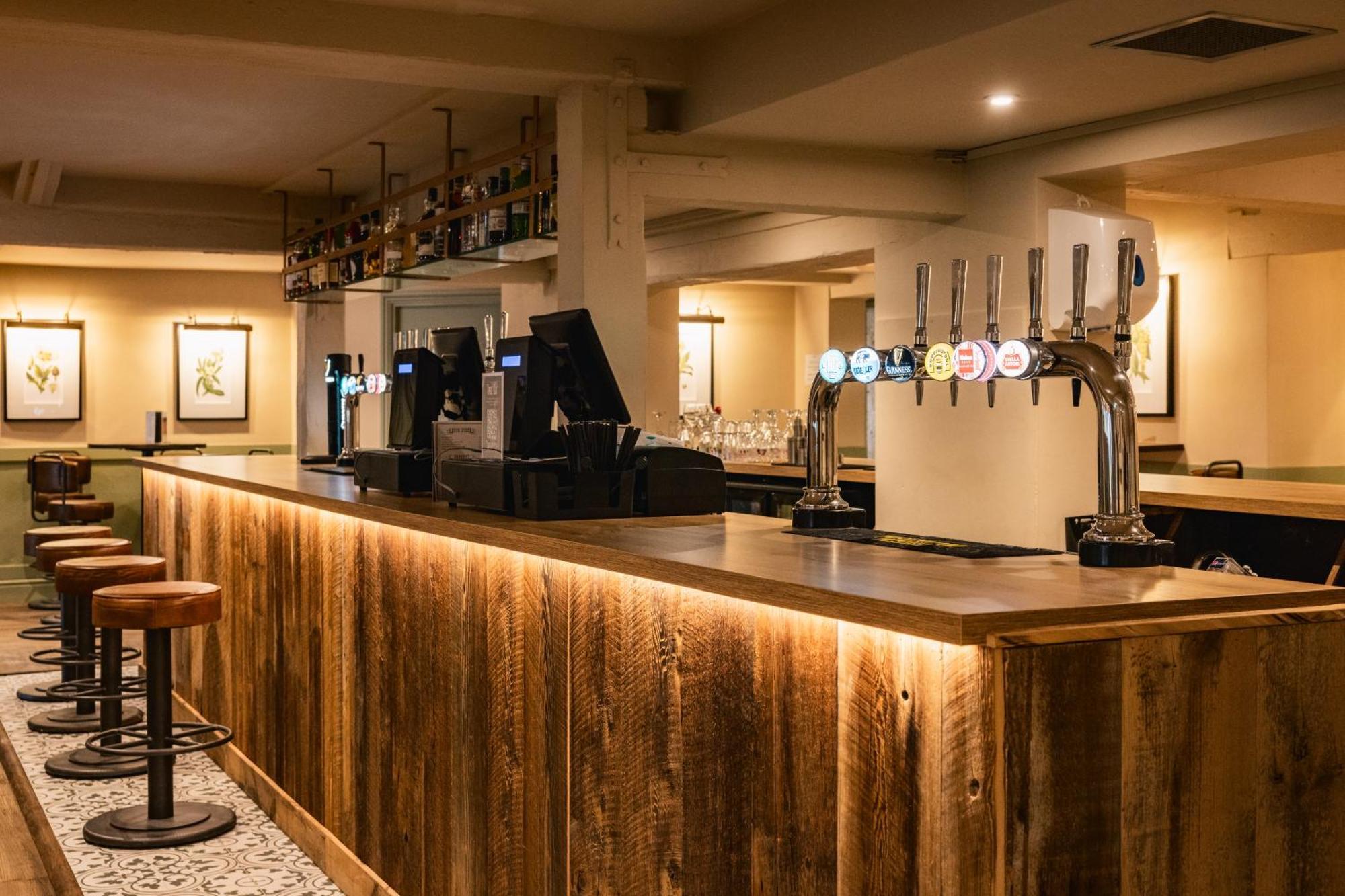 Holt Hotel 3*