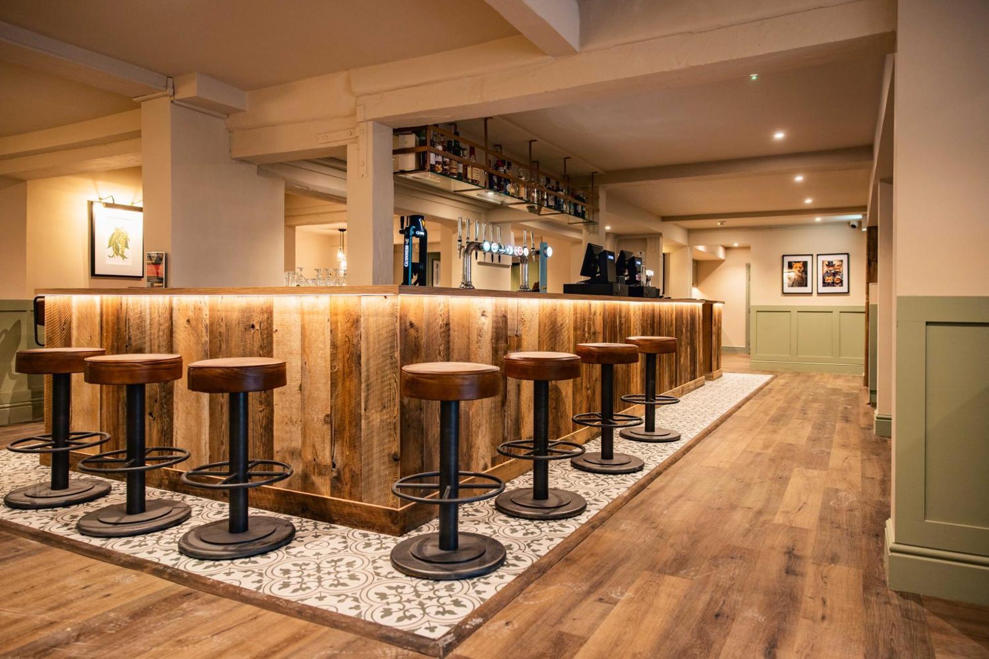 Holt Hotel Wrexham