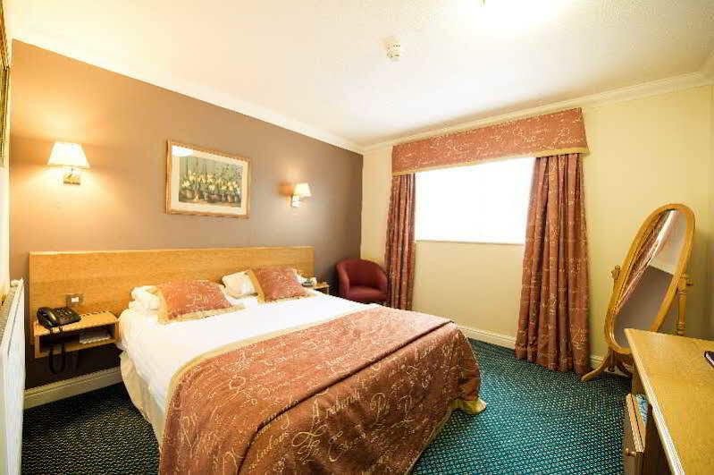 Hotel Holt